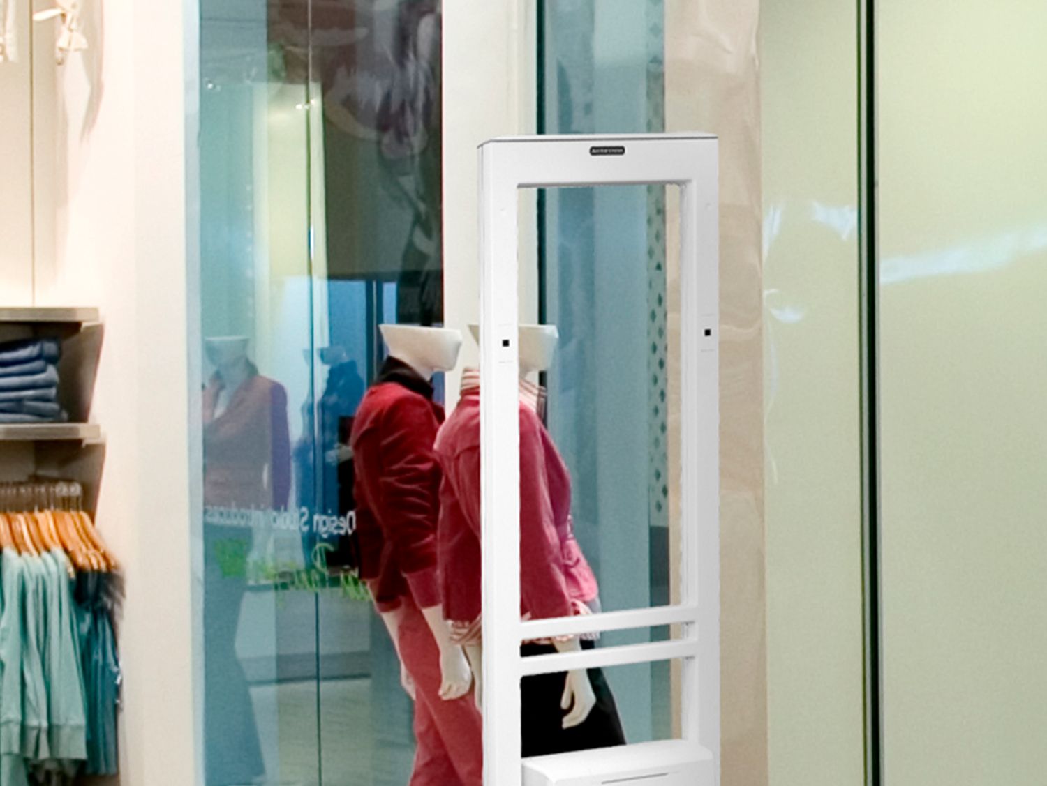 pintu masuk toko ritel dengan deteksi alas sensormatik